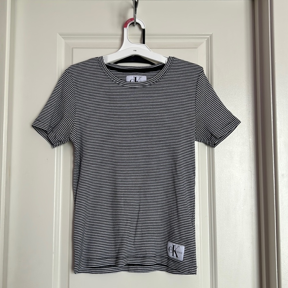 Calvin Klein black&white striped t-shirt